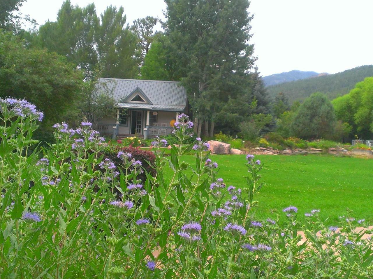 Apple Orchard Inn Hermosa Exteriér fotografie